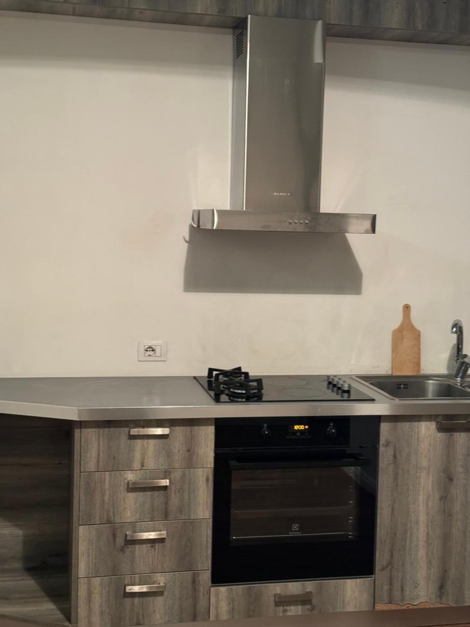 Ambassador Tirana Apartment Экстерьер фото