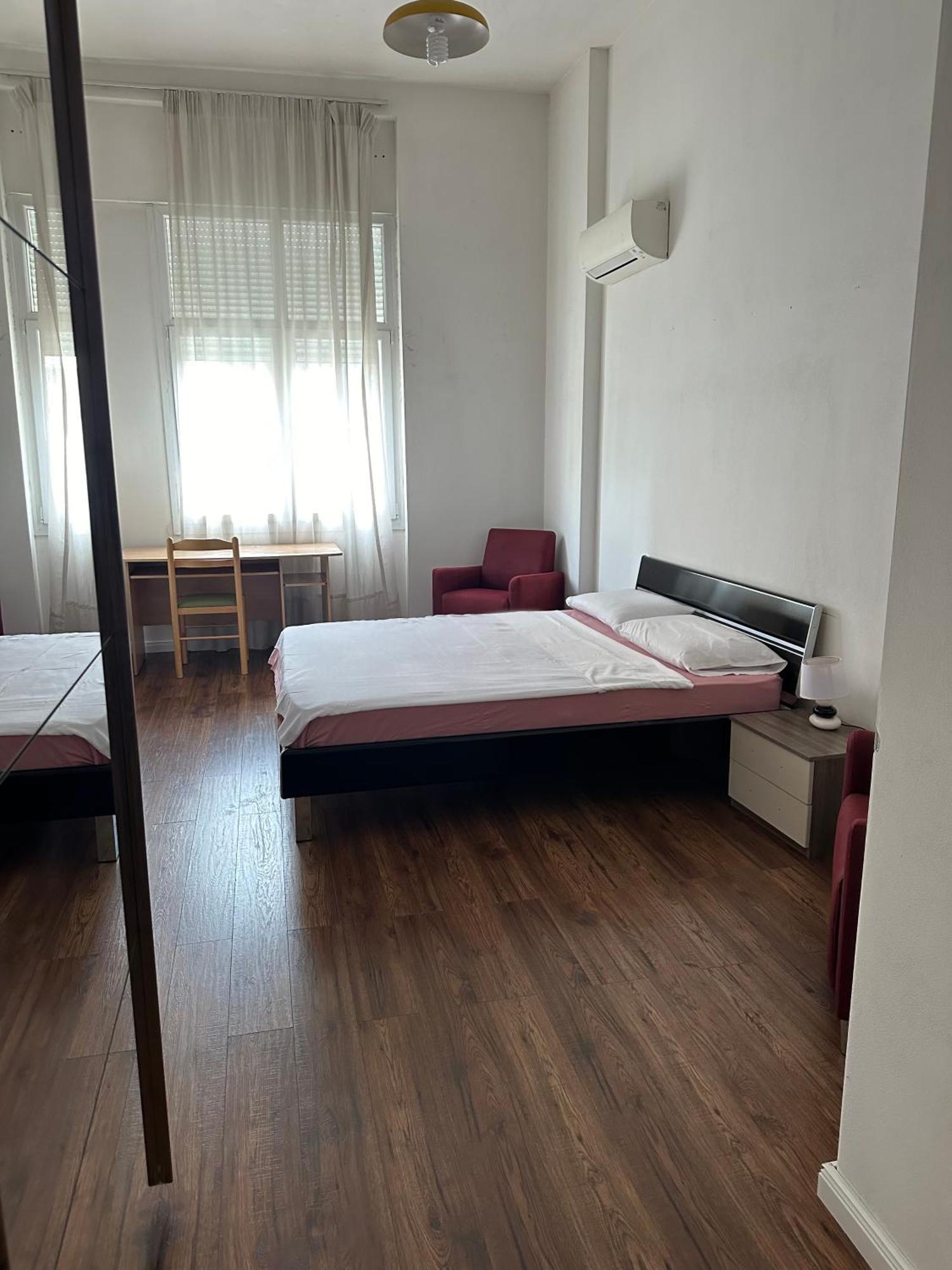 Ambassador Tirana Apartment Экстерьер фото