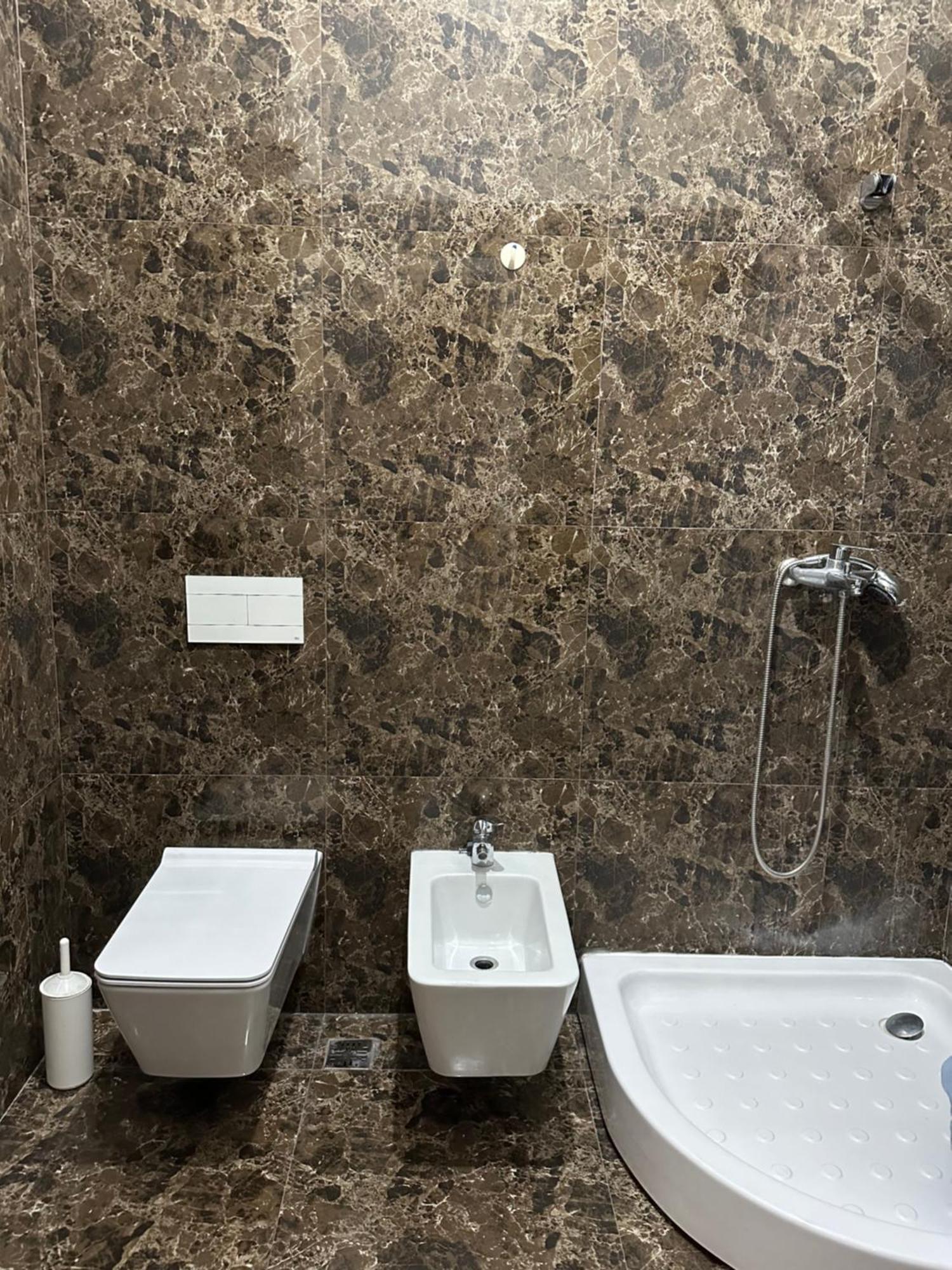 Ambassador Tirana Apartment Экстерьер фото